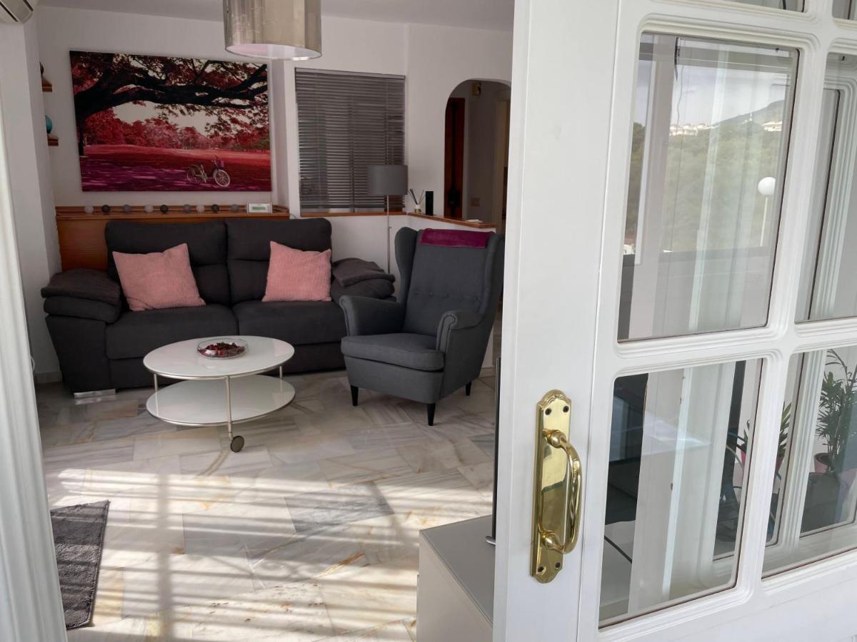 Apartamento En Torremolinos Con Piscina ภายนอก รูปภาพ