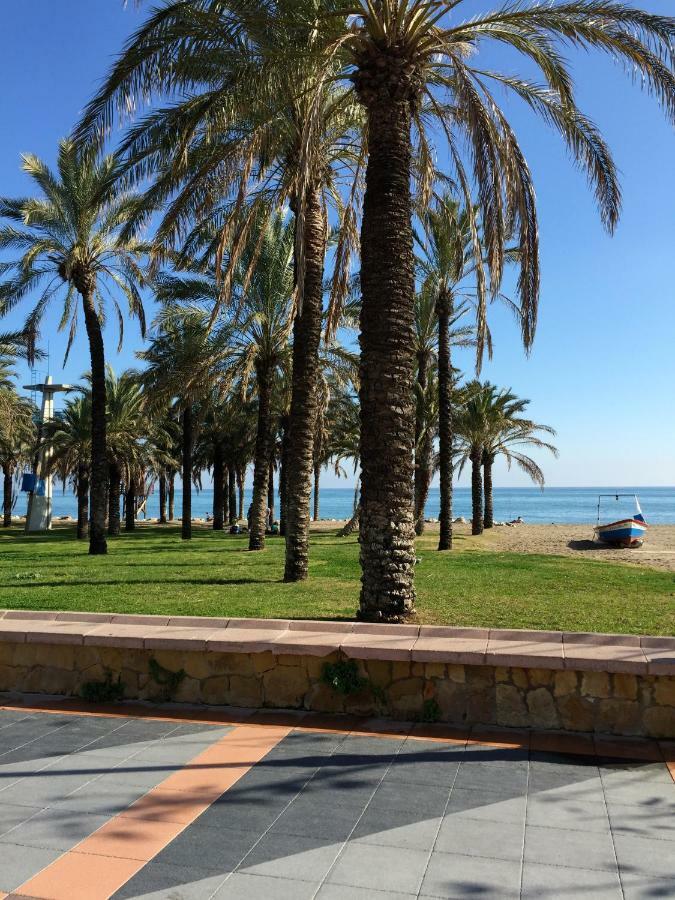 Apartamento En Torremolinos Con Piscina ภายนอก รูปภาพ