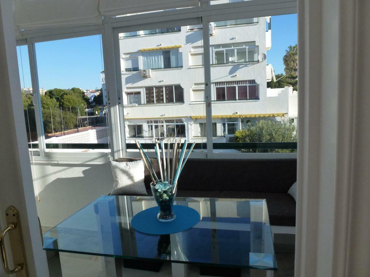 Apartamento En Torremolinos Con Piscina ภายนอก รูปภาพ