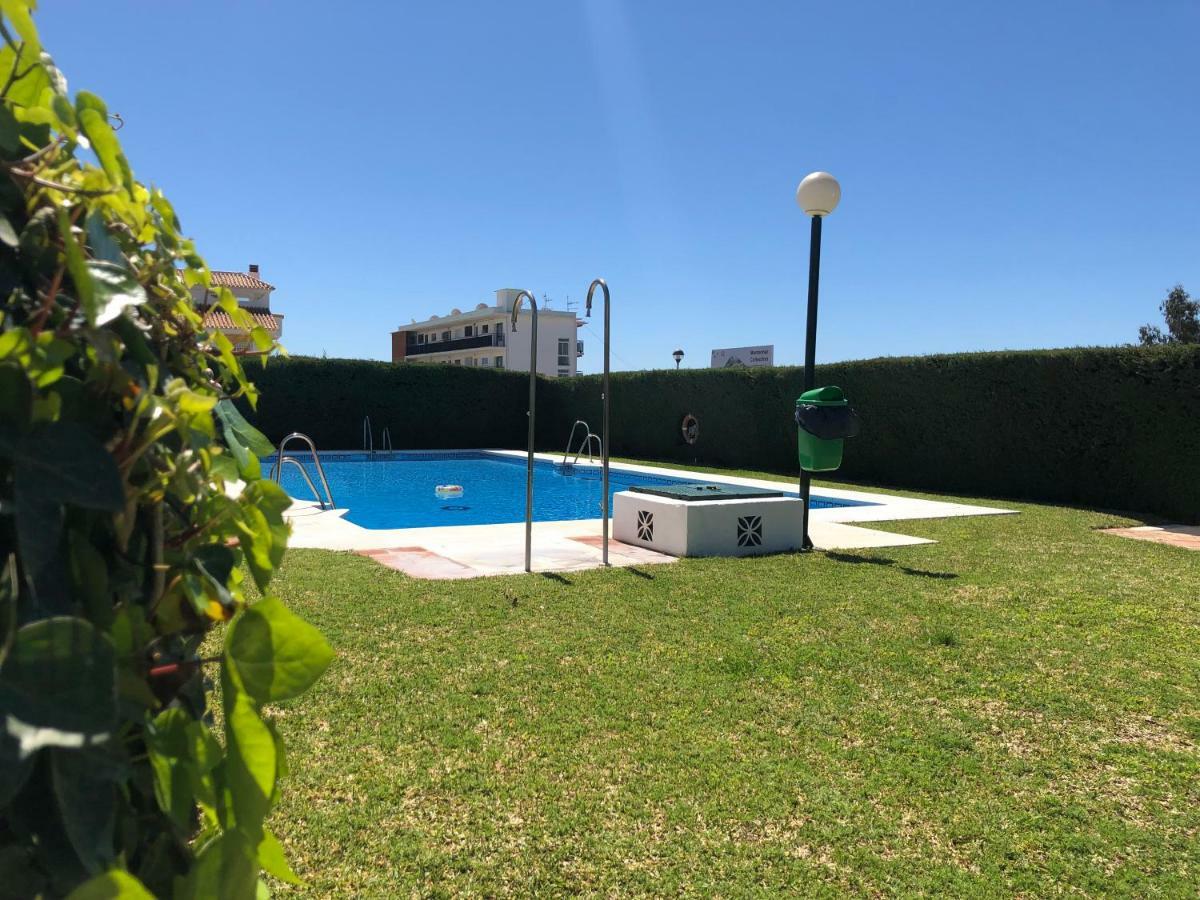 Apartamento En Torremolinos Con Piscina ภายนอก รูปภาพ
